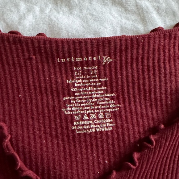 Free People red long sleeve top size xs/s - Picture 3 of 3